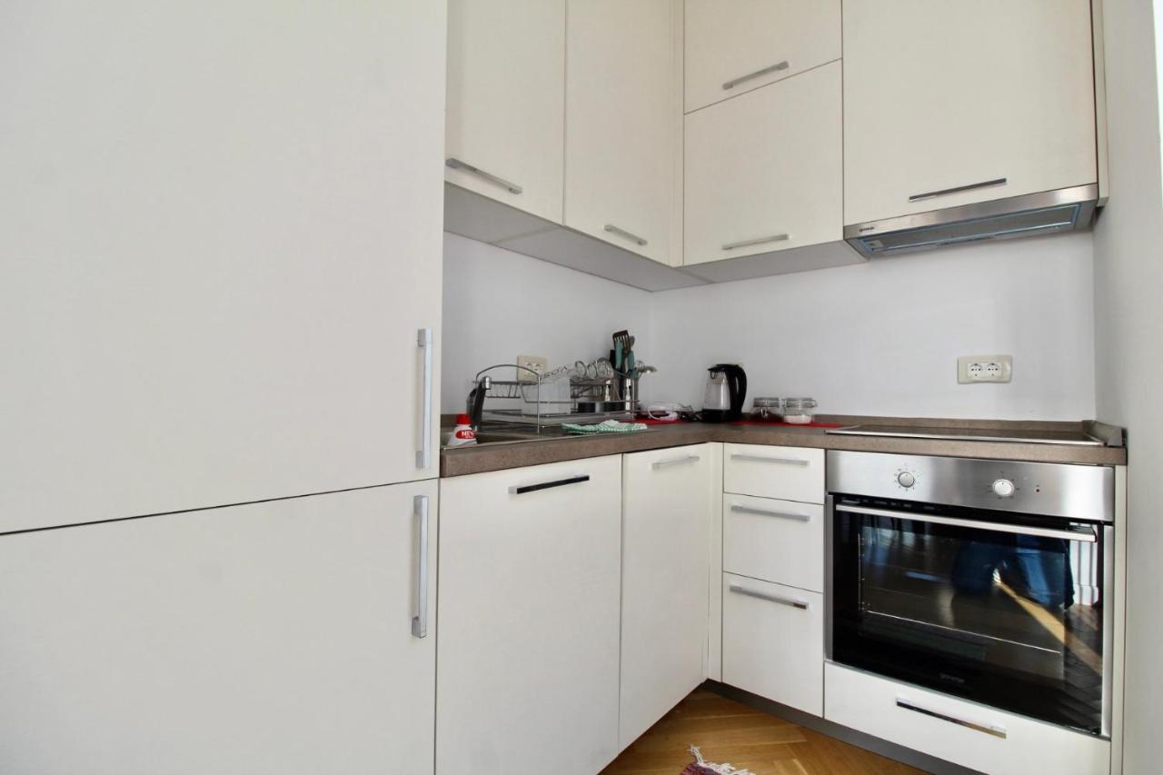 2Bd New Dobrota Apt With Bay Views Kotor Exterior photo